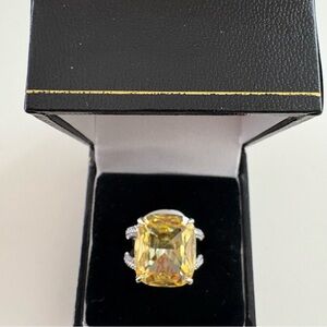 listing-status-banner